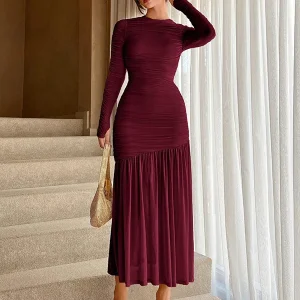 Elegant Lace Ruched Midi Dress - Sophisticated Crew Neck Solid Color Cocktail Dress - win red